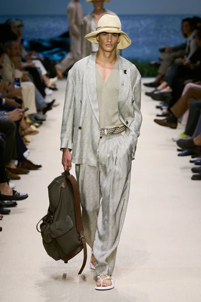 Look 36
